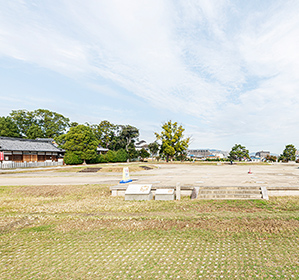 百済寺跡公園／百濟王神社 徒歩約4～5分(現地より260m～330m)